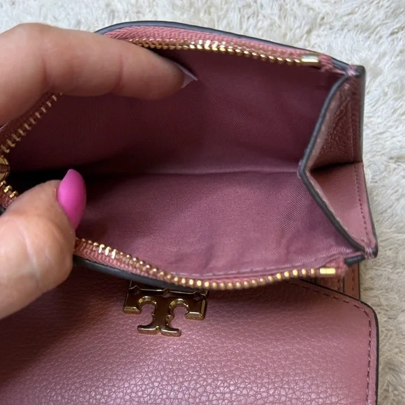 Tory Burch Kira Mauve Pebbled Leather Medium Flap Wallet - Picture 10 of 11